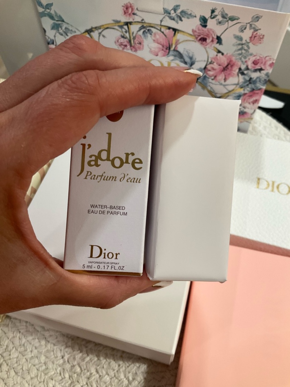 Dior Beauty Mirror, j’adore EDP, Makeup Pouch, Bracelet & more | Gift READY❣️❣️ - Picture 11 of 15